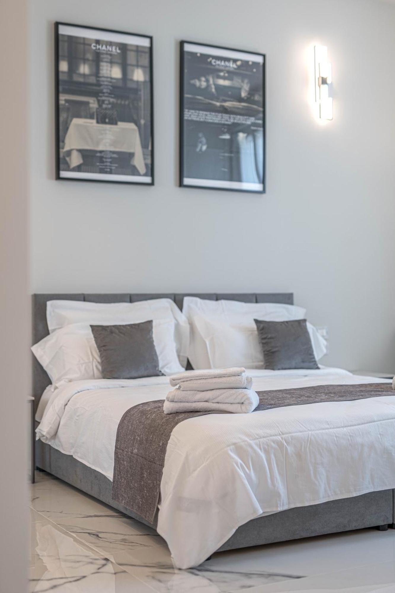 Moscova Luxury New Suite Milan Exterior photo