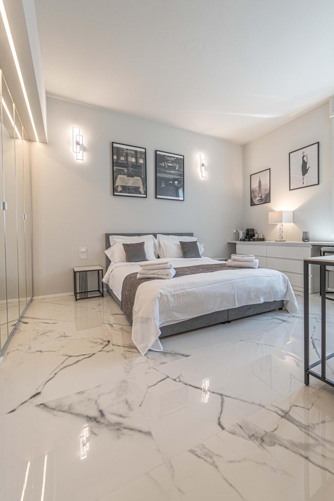 Moscova Luxury New Suite Milan Exterior photo
