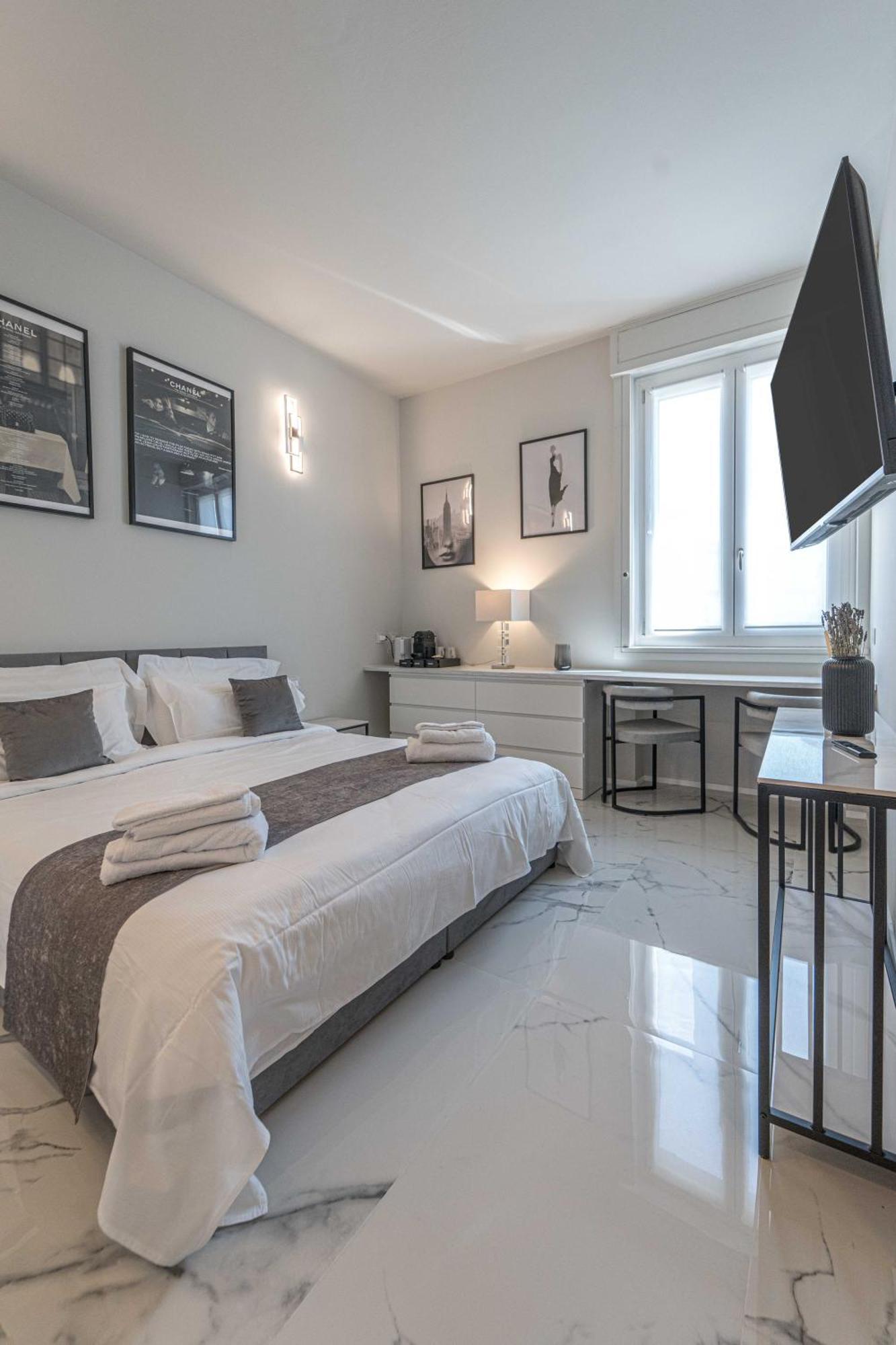 Moscova Luxury New Suite Milan Exterior photo